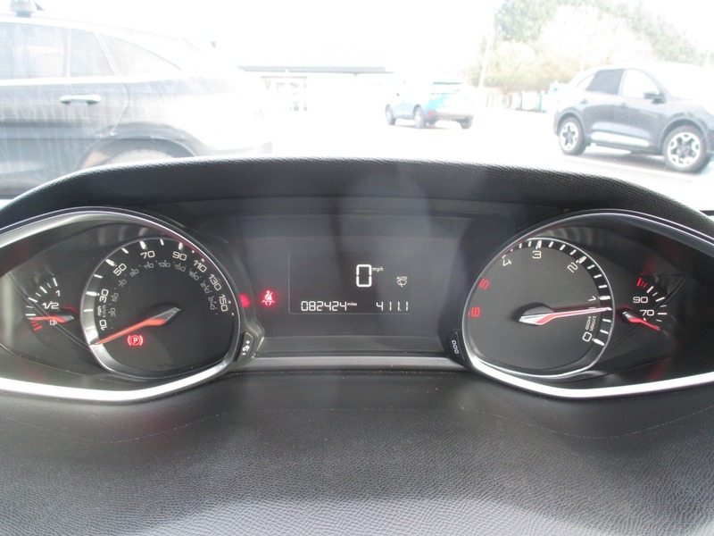 Used Peugeot 308 2016 for sale - 77981712: Photo 40