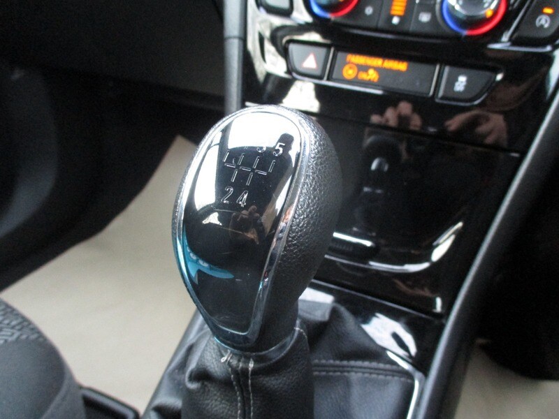 Used Vauxhall Mokka 2017 for sale - 77356952: Photo 44