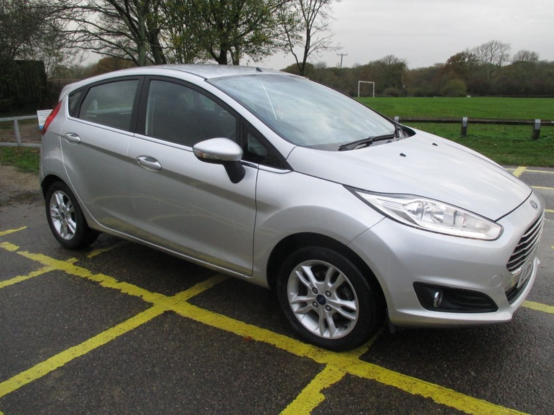 Used Ford Fiesta 2015 for sale - 76696970: Photo 3