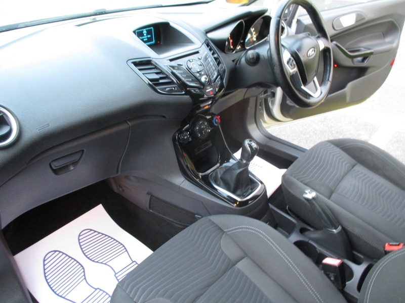 Used Ford Fiesta 2015 for sale - 76696970: Photo 31