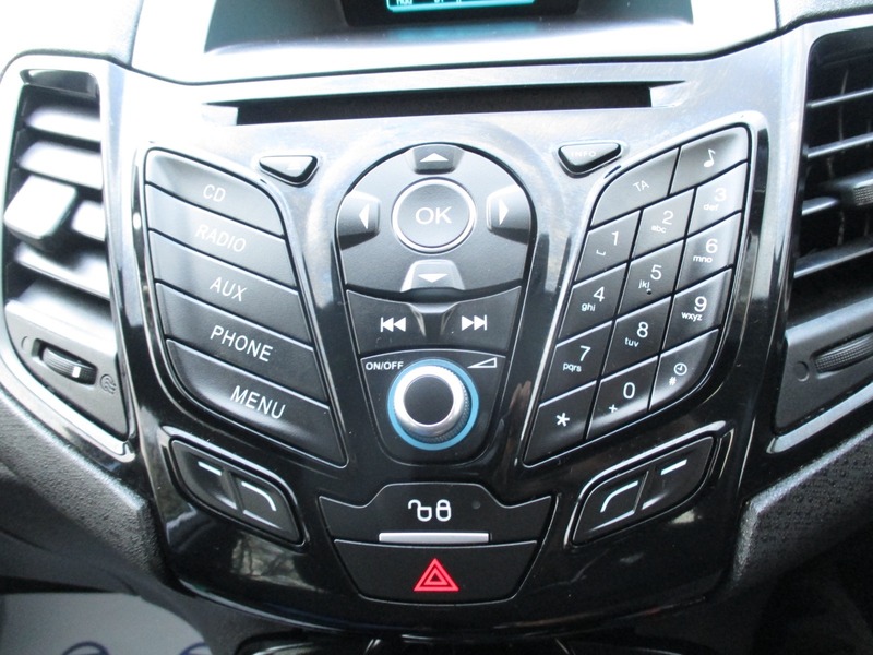 Used Ford Fiesta 2015 for sale - 76696970: Photo 40