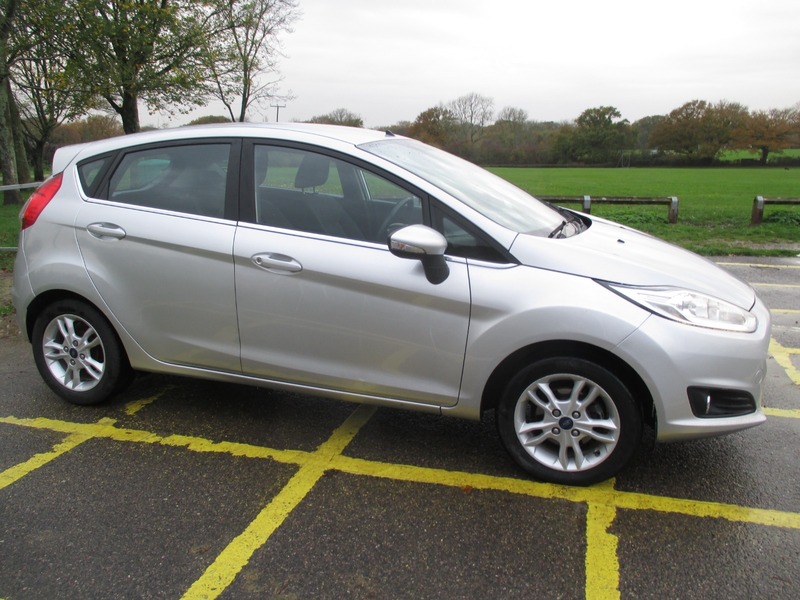 Used Ford Fiesta 2015 for sale - 76696970: Photo 5