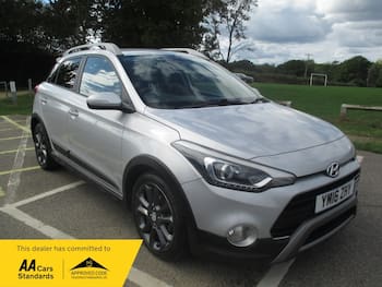 Used Hyundai i20 2016 for sale - 79871937: Photo