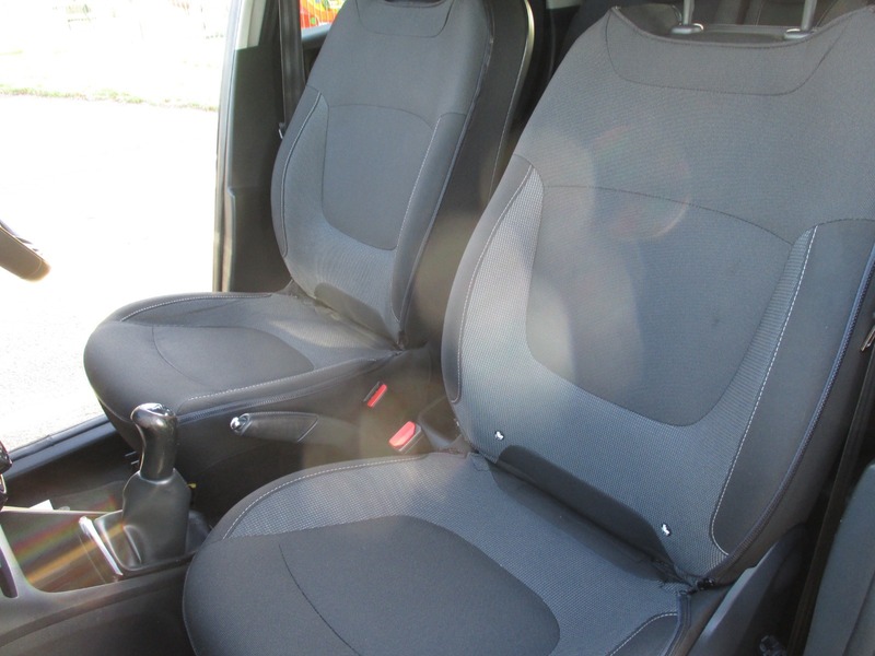 Used Renault Captur 2015 for sale - 76884547: Photo 34