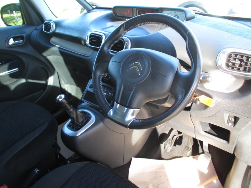 Used Citroen C3 Picasso 2014 for sale - 76454926: Photo 23