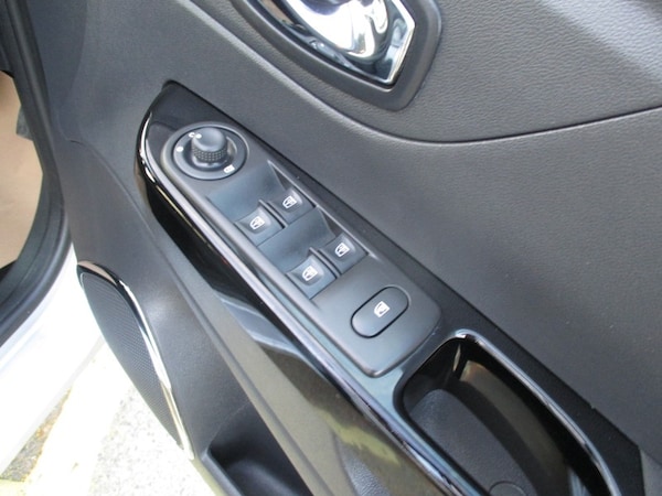 Used Renault Captur 2017 for sale - 76224164: Photo 23