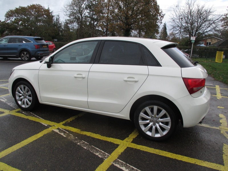 Used Audi A1 2014 for sale - 76618335: Photo 13