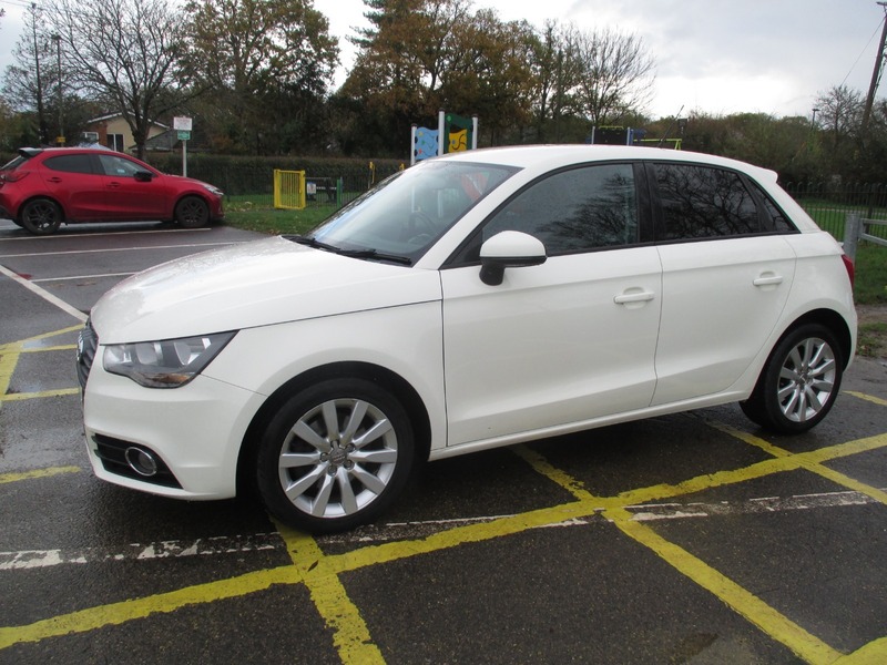 Used Audi A1 2014 for sale - 76618335: Photo 16