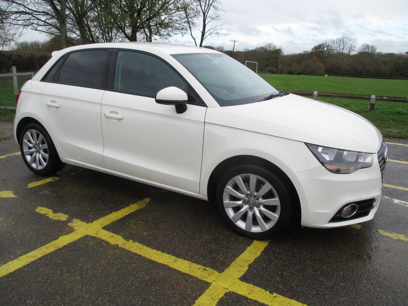 Used Audi A1 2014 for sale - 76618335: Photo 3