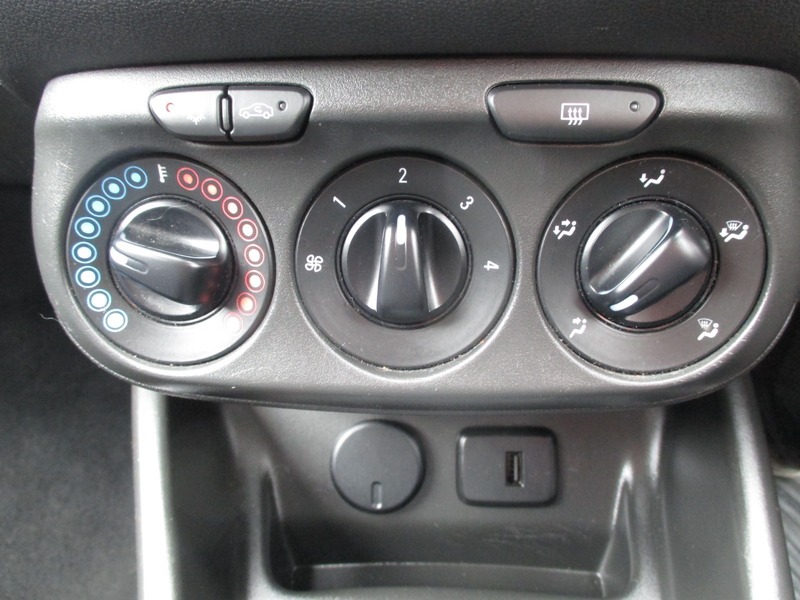 Used Vauxhall Corsa 2018 for sale - 76696951: Photo 43