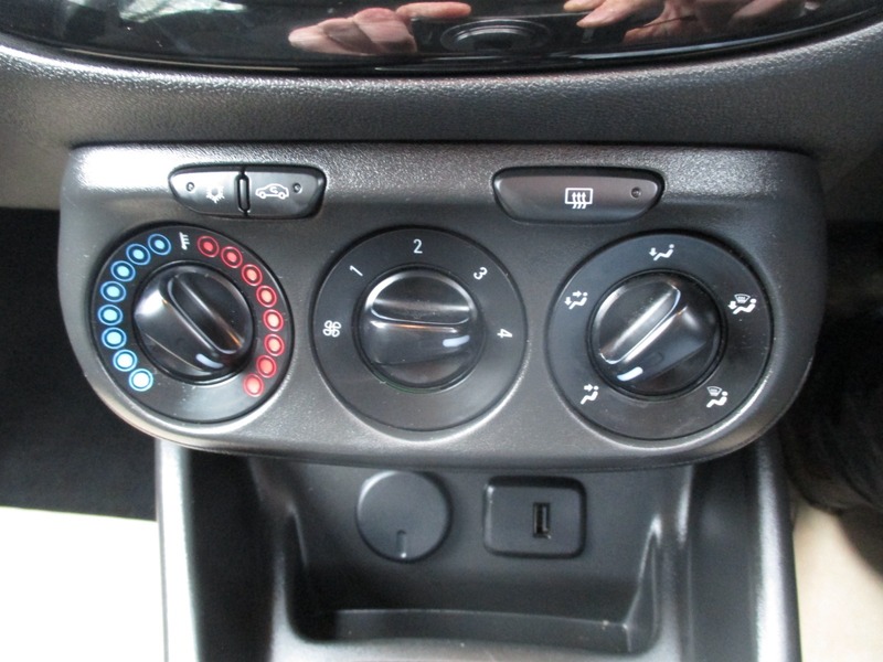 Used Vauxhall Corsa 2017 for sale - 77250996: Photo 38