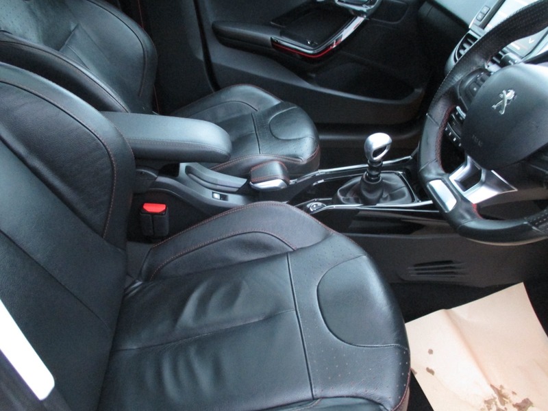 Used Peugeot 2008 2017 for sale - 76696980: Photo 24