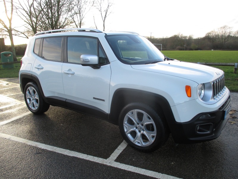 Used Jeep Renegade 2015 for sale - 77228000: Photo 3