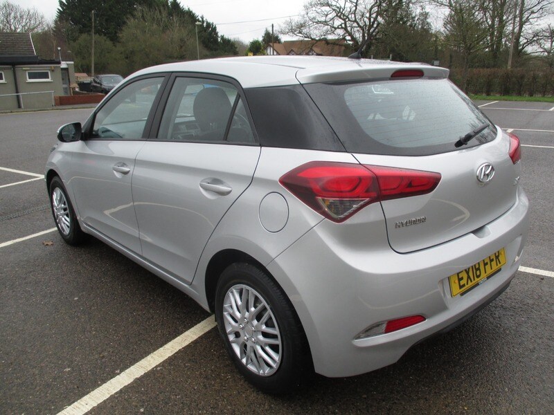 Used Hyundai i20 2018 for sale - 77547918: Photo 12