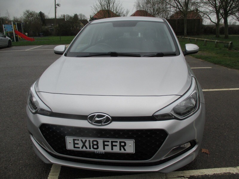 Used Hyundai i20 2018 for sale - 77547918: Photo 19