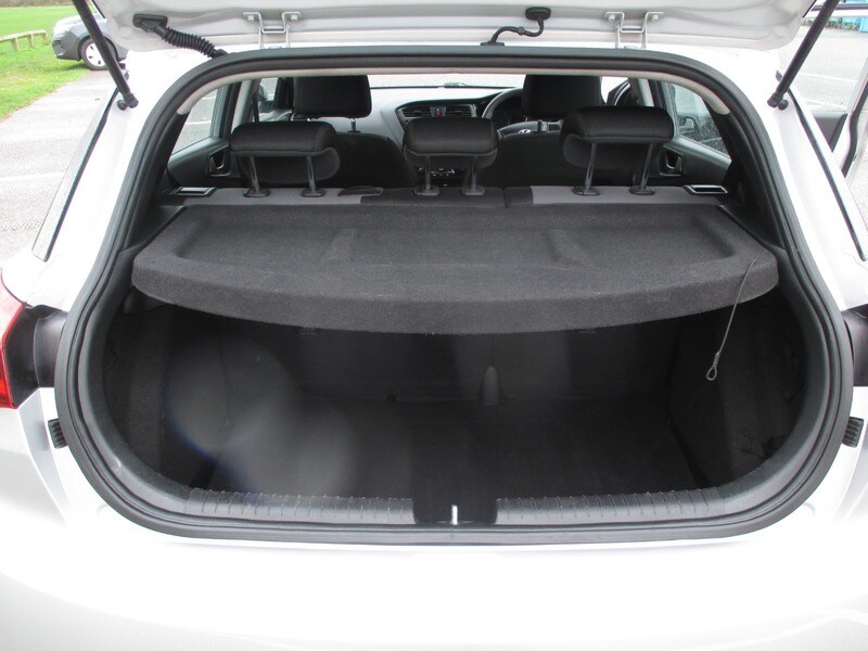 Used Hyundai i20 2018 for sale - 77547918: Photo 26