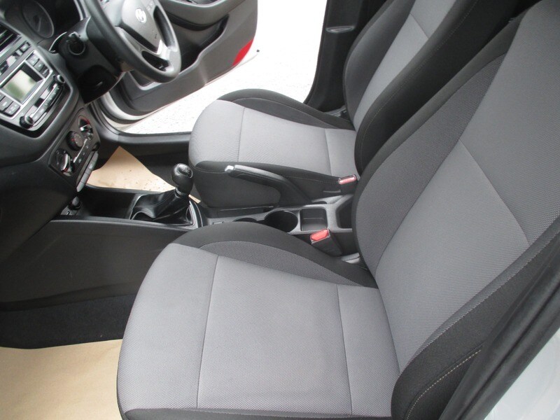 Used Hyundai i20 2018 for sale - 77547918: Photo 31