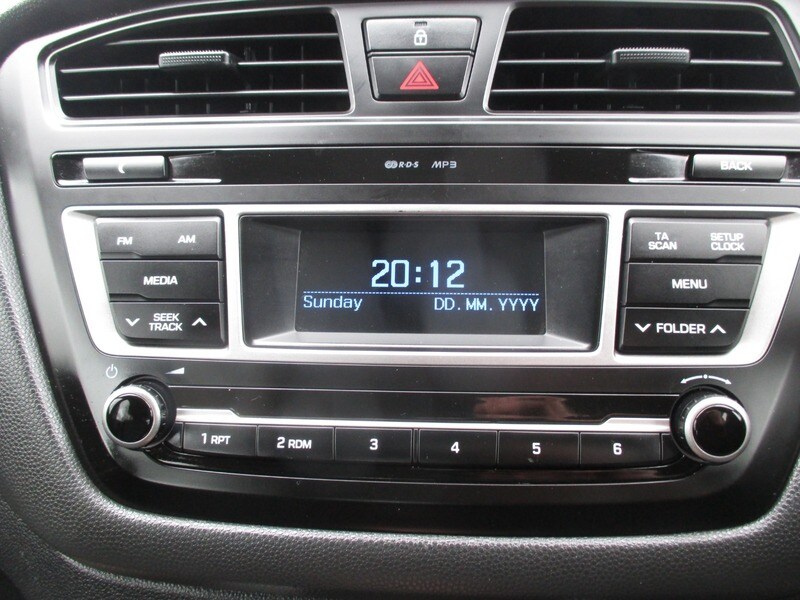 Used Hyundai i20 2018 for sale - 77547918: Photo 35