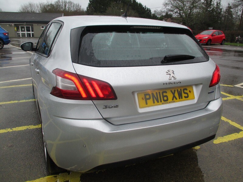 Used Peugeot 308 2016 for sale - 77735317: Photo 11