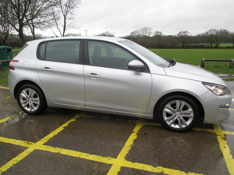 Used Peugeot 308 2016 for sale - 77735317: Photo 5