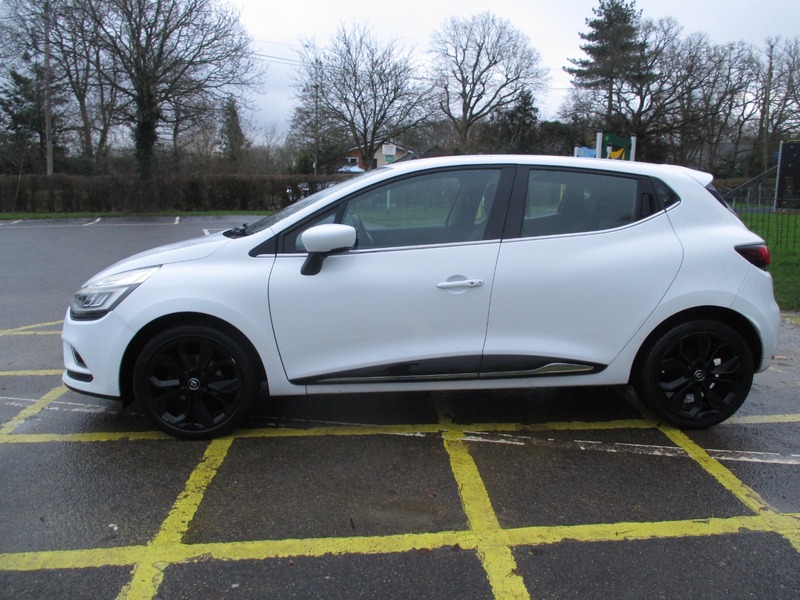 Used Renault Clio 2017 for sale - 76950881: Photo 16