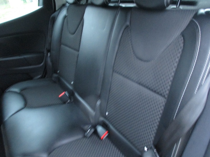 Used Renault Clio 2017 for sale - 76950881: Photo 30