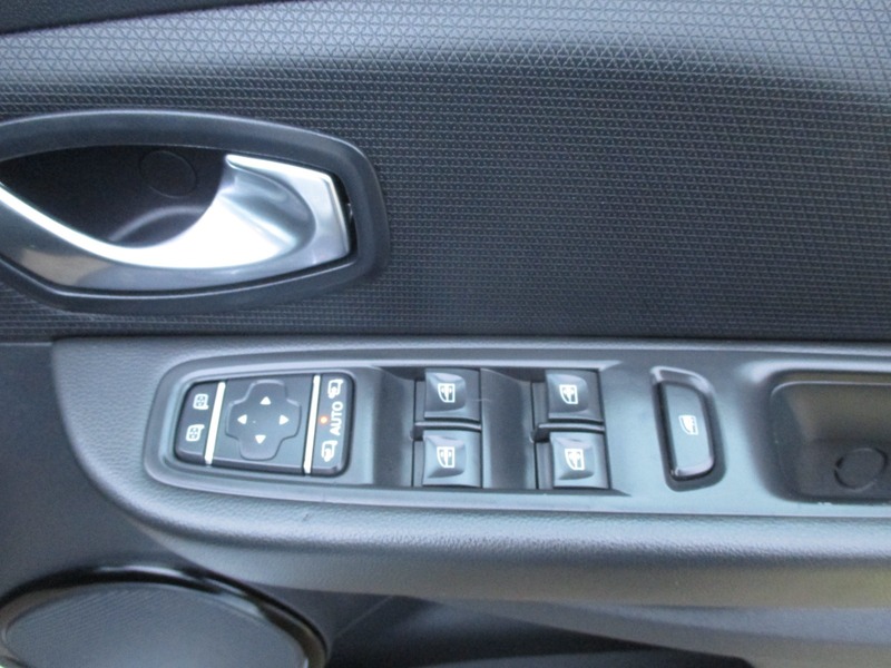 Used Renault Clio 2017 for sale - 76950881: Photo 34