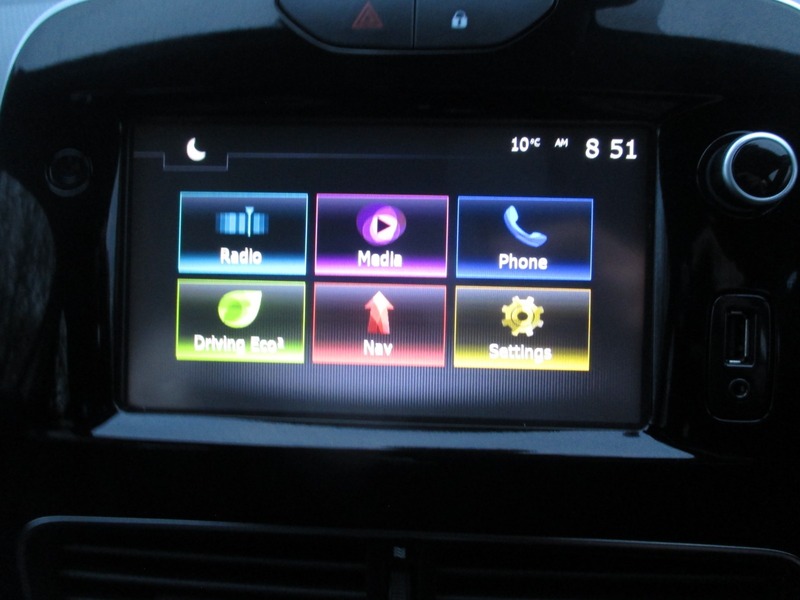 Used Renault Clio 2017 for sale - 76950881: Photo 40