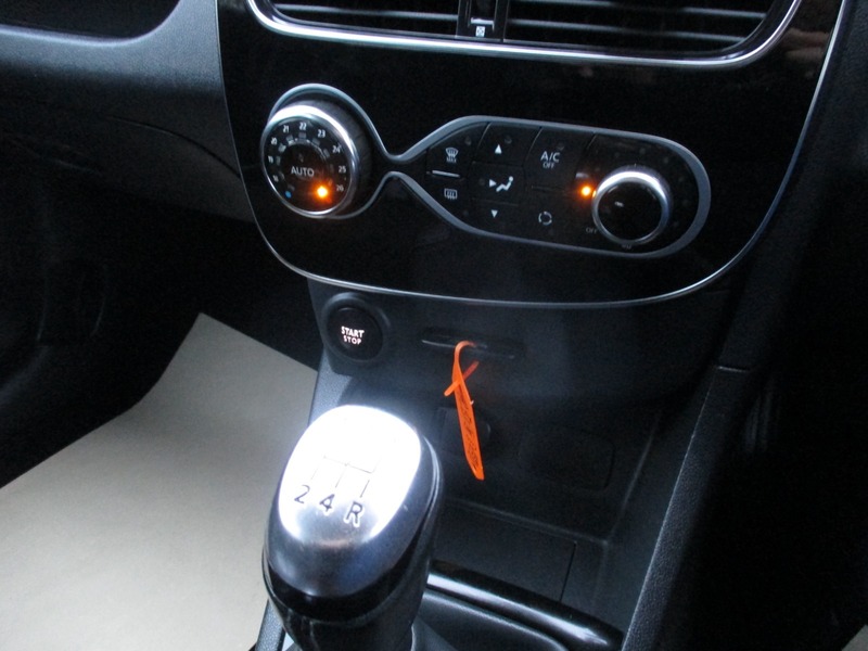 Used Renault Clio 2017 for sale - 76950881: Photo 43