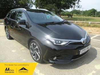 Used Toyota Auris 2015 for sale - 79314315: Photo