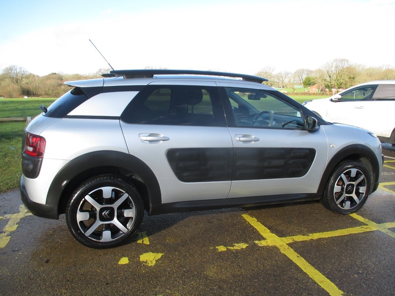 Used Citroen C4 Cactus 2016 for sale - 77655922: Photo 7