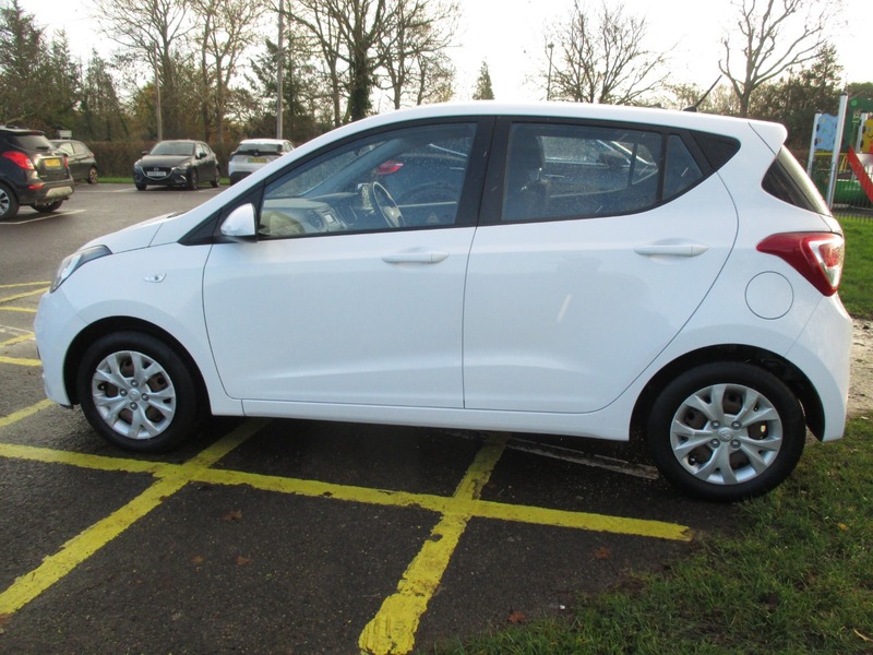 Used Hyundai i10 2014 for sale - 76896668: Photo 14