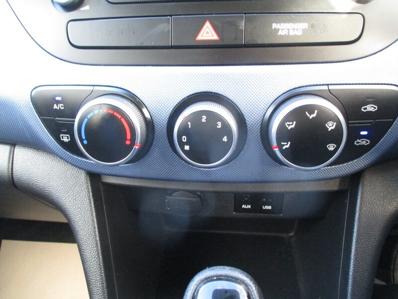 Used Hyundai i10 2014 for sale - 76896668: Photo 37