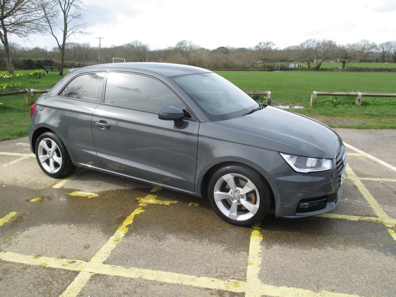 Used Audi A1 2015 for sale - 77880697: Photo 4