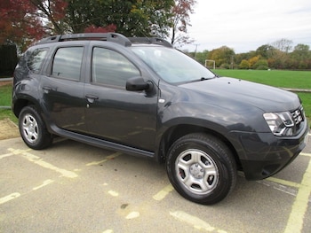 Used Dacia Duster 2018 for sale - 76304510: Photo 3