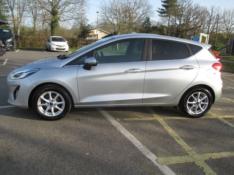 Used Ford Fiesta 2017 for sale - 77668128: Photo 15
