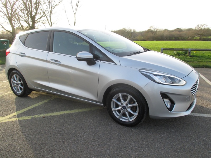 Used Ford Fiesta 2017 for sale - 77668128: Photo 3