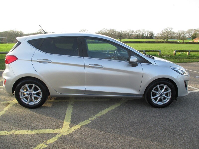 Used Ford Fiesta 2017 for sale - 77668128: Photo 6