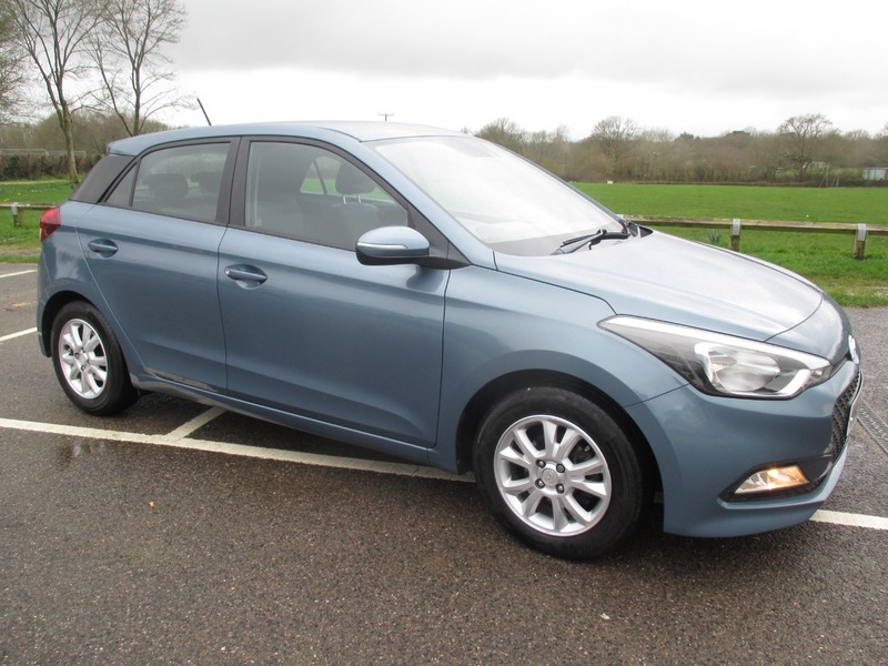 Used Hyundai i20 2016 for sale - 77547922: Photo 3