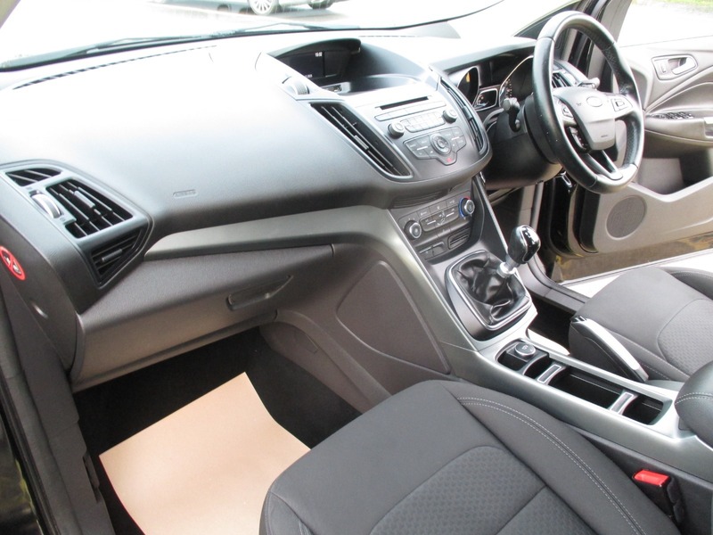 Used Ford Kuga 2017 for sale - 76924071: Photo 31