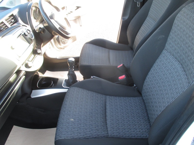 Used Toyota Yaris 2014 for sale - 76934969: Photo 30