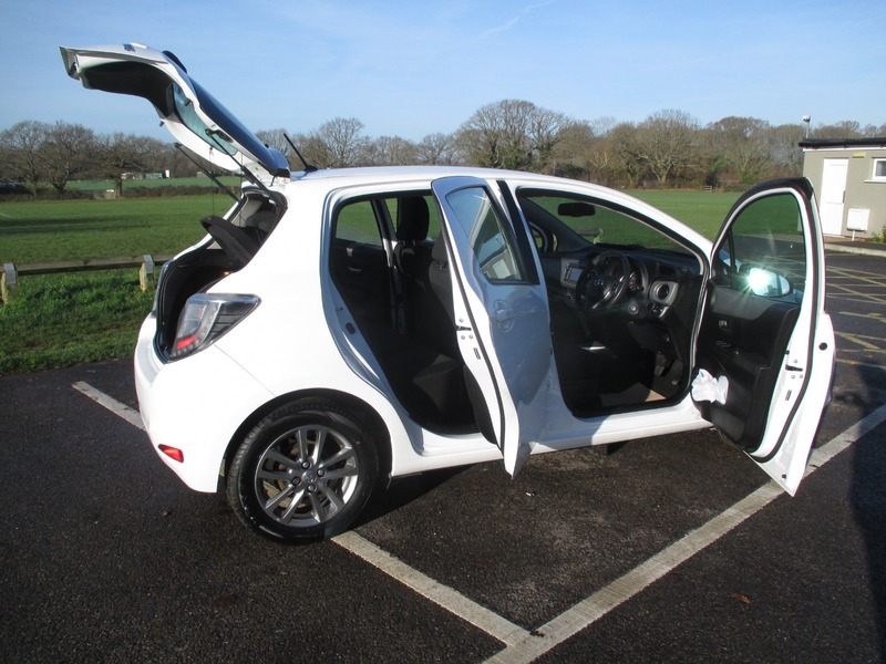 Used Toyota Yaris 2014 for sale - 76934969: Photo 7