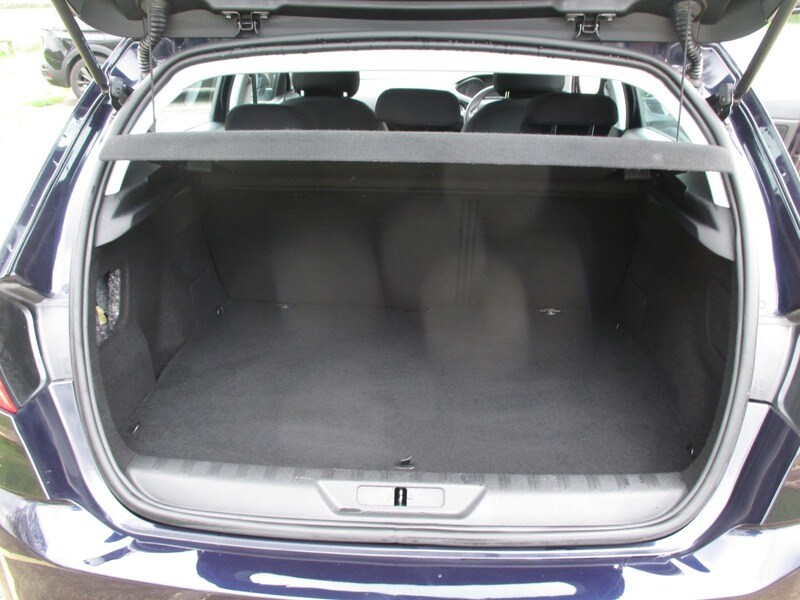 Used Peugeot 308 2017 for sale - 78140873: Photo 26