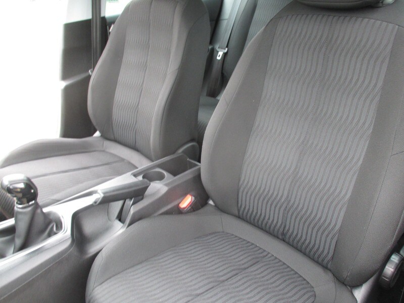 Used Peugeot 308 2017 for sale - 78140873: Photo 32