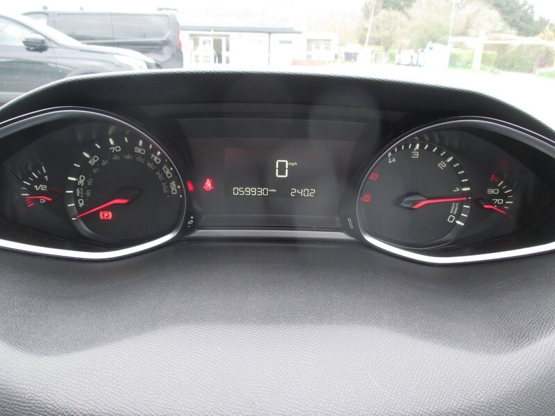 Used Peugeot 308 2017 for sale - 78140873: Photo 37