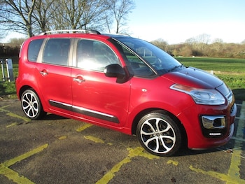 Used Citroen C3 Picasso 2016 for sale - 77056507: Photo