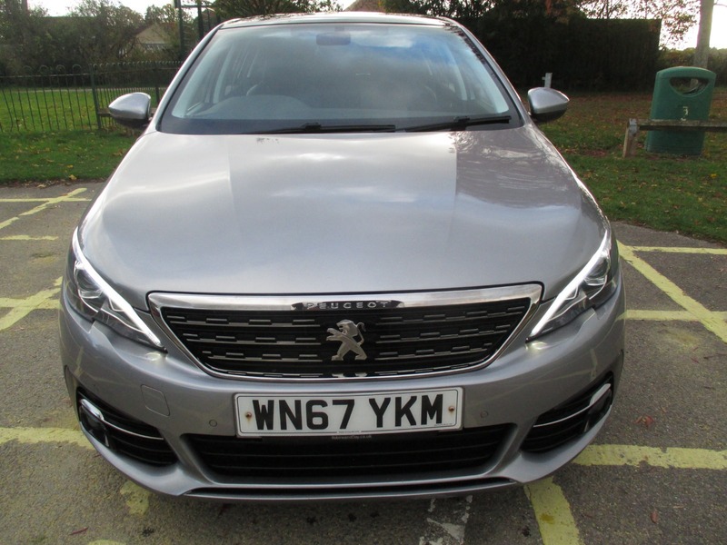 Used Peugeot 308 2017 for sale - 76368346: Photo 19