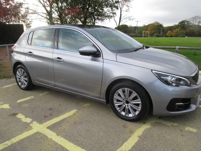Used Peugeot 308 2017 for sale - 76368346: Photo 3