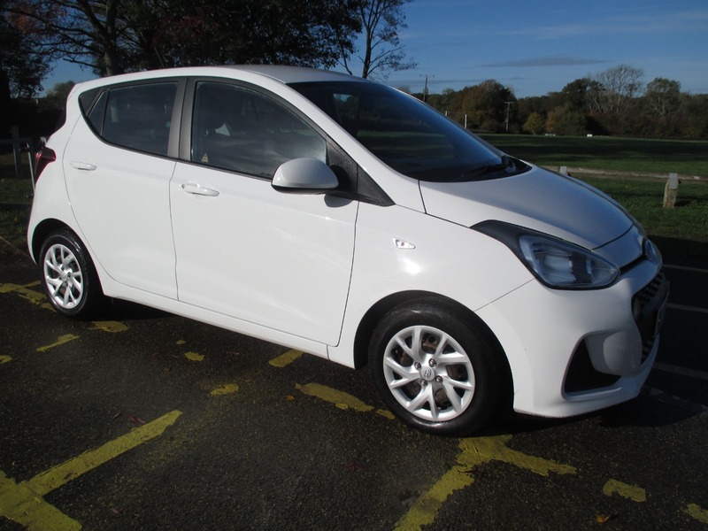 Used Hyundai i10 2018 for sale - 76380201: Photo 2