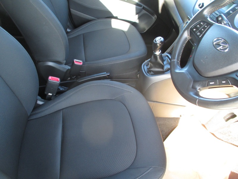 Used Hyundai i10 2018 for sale - 76380201: Photo 22